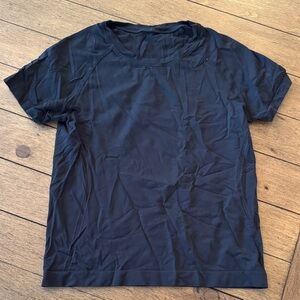 CRZ Yoga Swiftly Dupe T Shirt